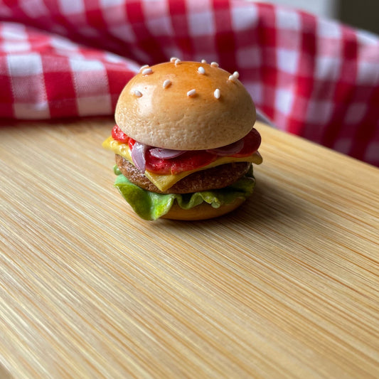 Food magnet - Beef burger magnet, home decor, kitchen decor, fridge magnet, miniature food, miniature food,
