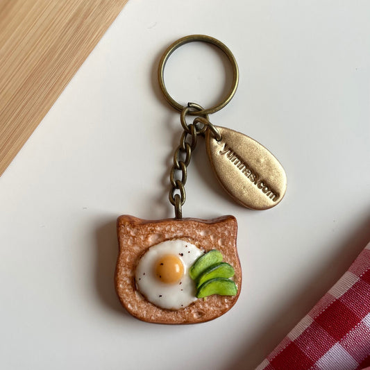 Bread toast keychain, egg on toast with avocados keychain, avocado and toast keyring, polymerclay charm, clay keyring, realistic food charm